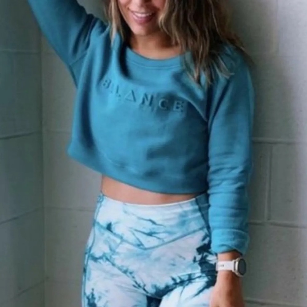 Balance Athletica The Essence Crew Marine